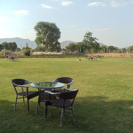 Lohana Village Resort Puskár Kültér fotó