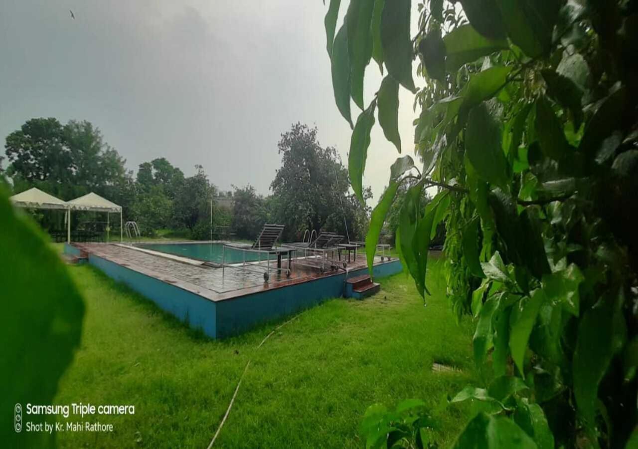 Lohana Village Resort Puskár Kültér fotó